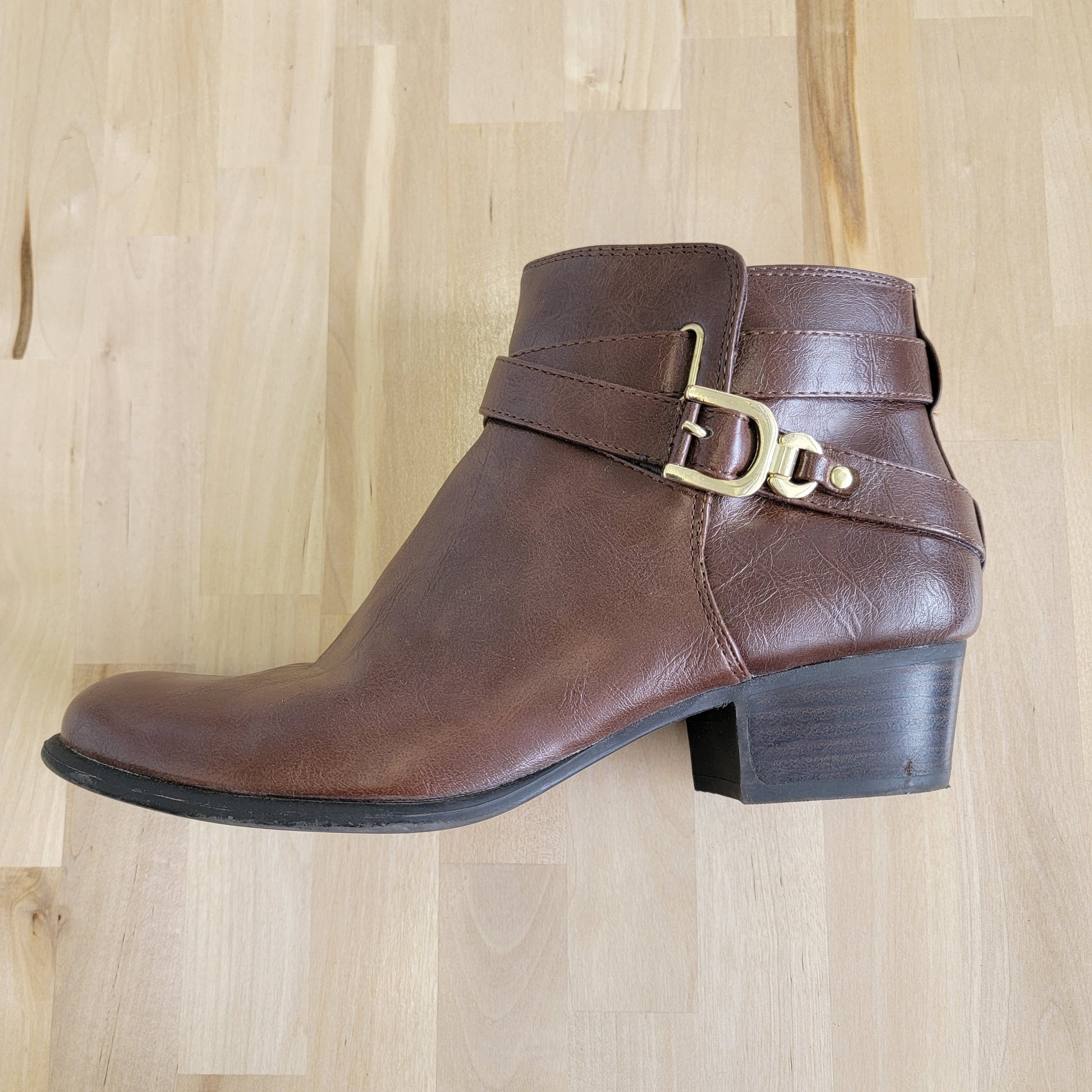 Unisa Shoe Size 8.5 Brown Bootie