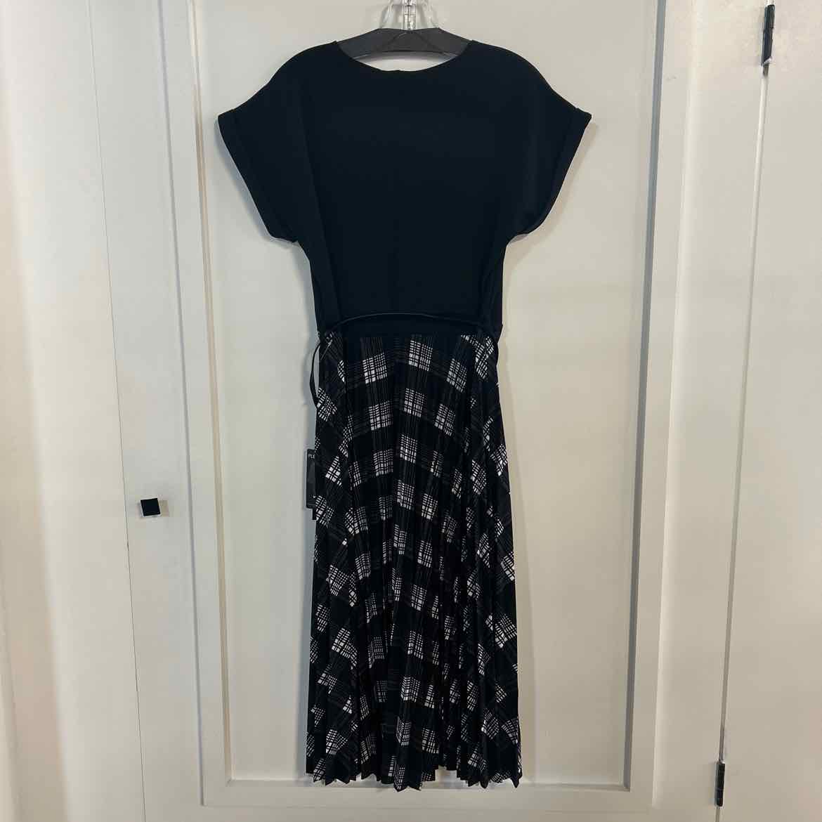 Elizabeth & Nicole Size L Black Preloved Dress