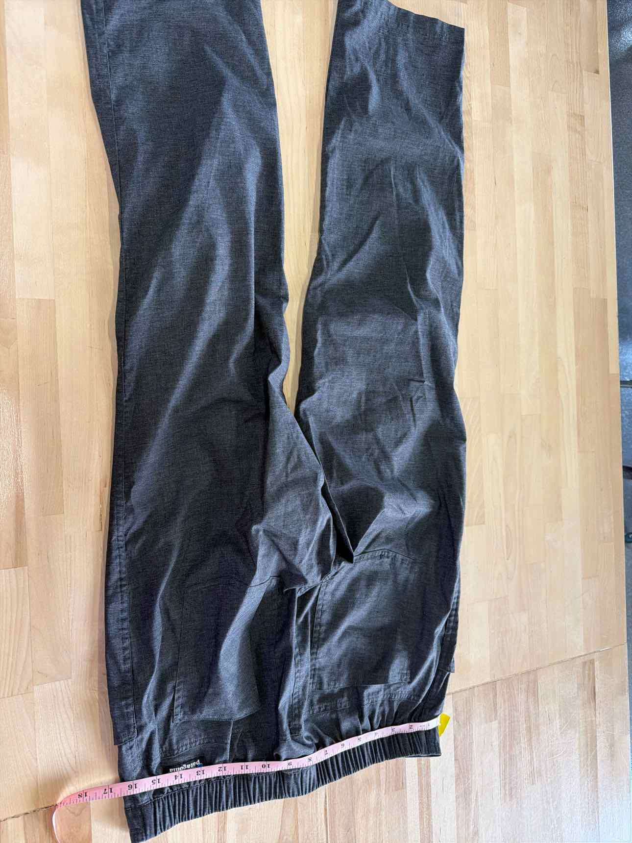 Pantagonia Size M Gray MENS Pants