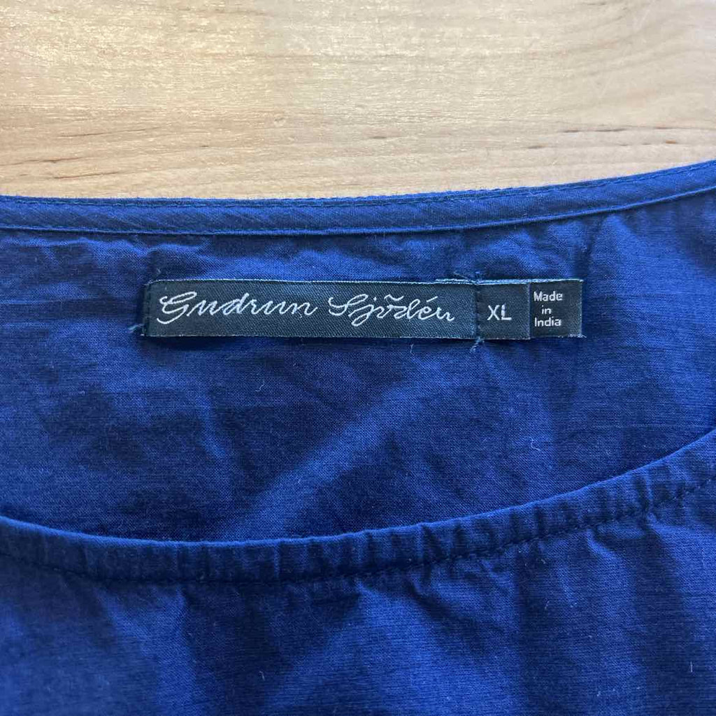 Size XL Blue Long Sleeve