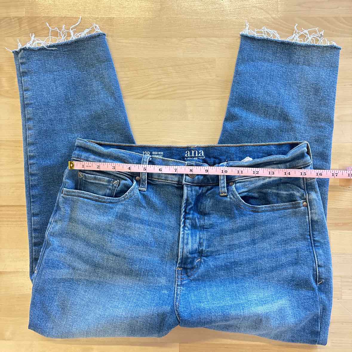 a.n.a Size 12P Blue Jeans