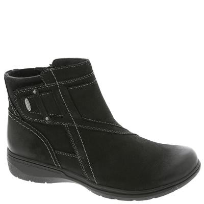 Clarks Size 8.5 Black Boots