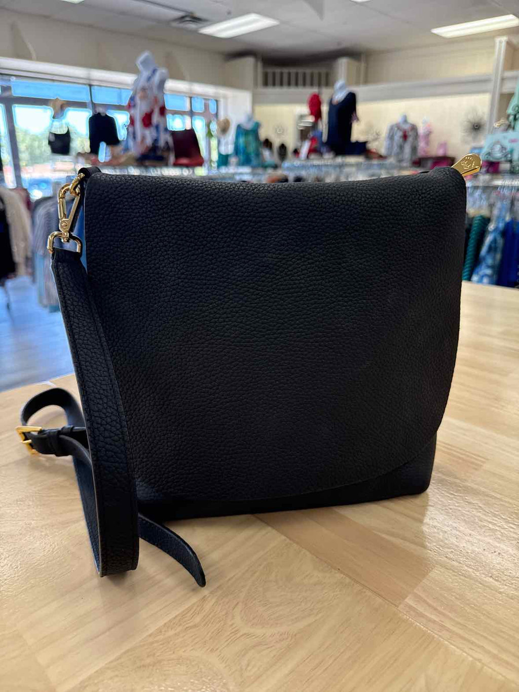 GiGi New York Andie Black Leather Crossbody