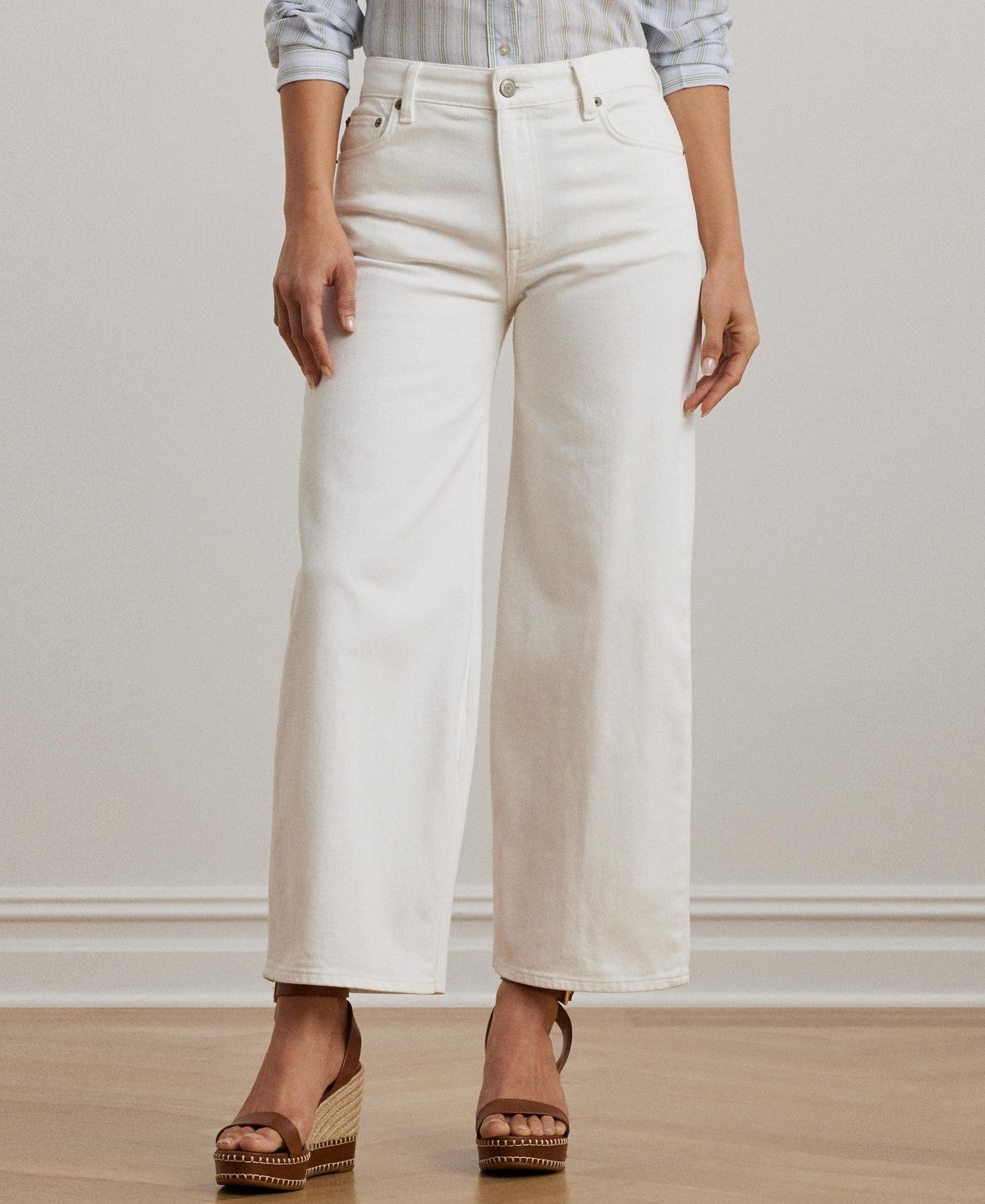 Ralph Lauren Size 8 High Rise Cropped White Wash Jeans