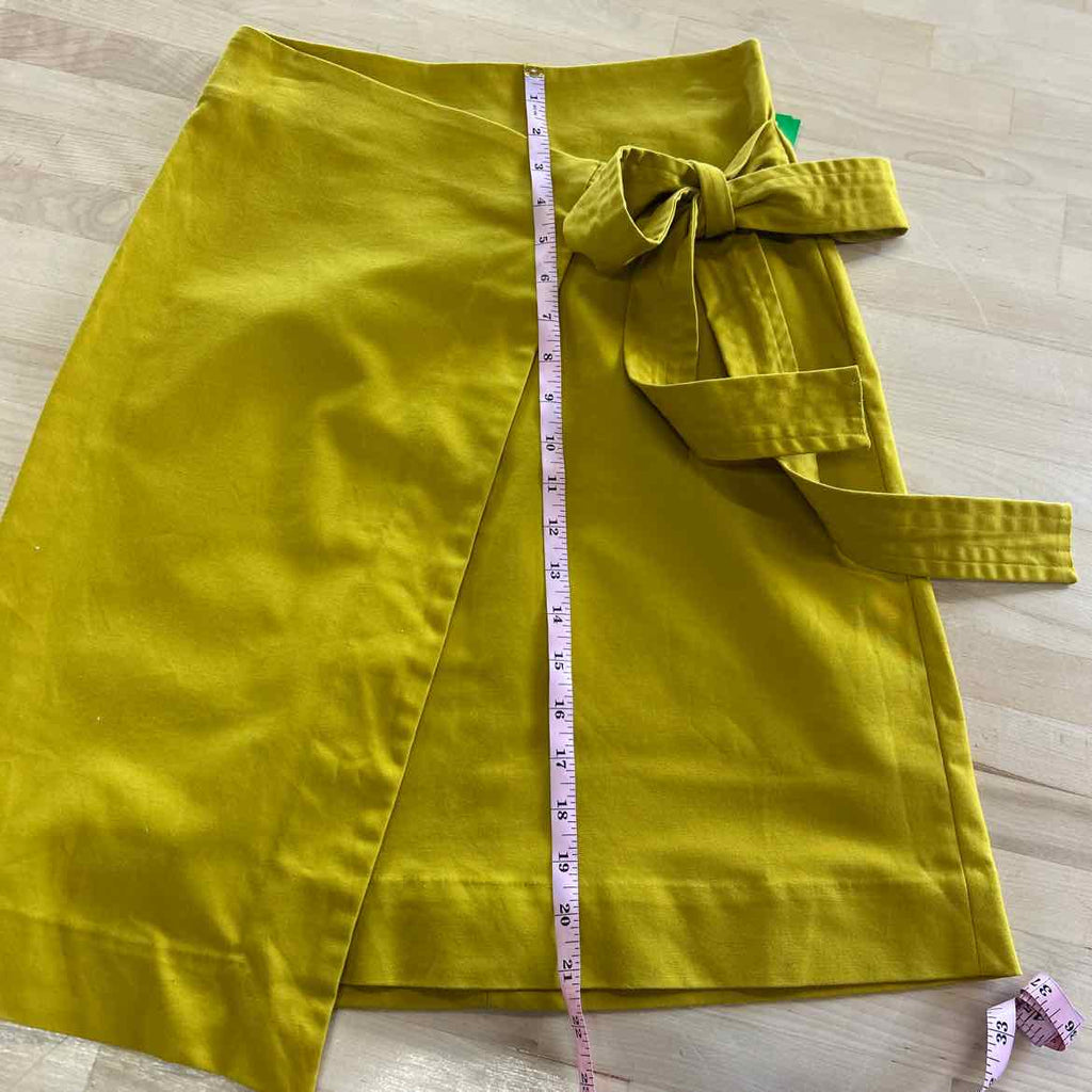 Halogen Size 2 Green Preloved Skirt
