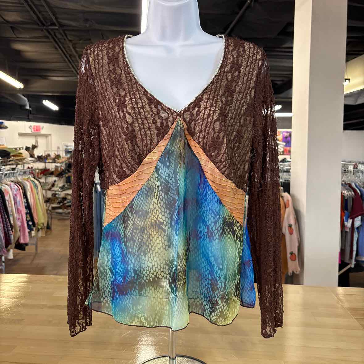 Topsy Turvy Size L Brown & Blue Blouse LS