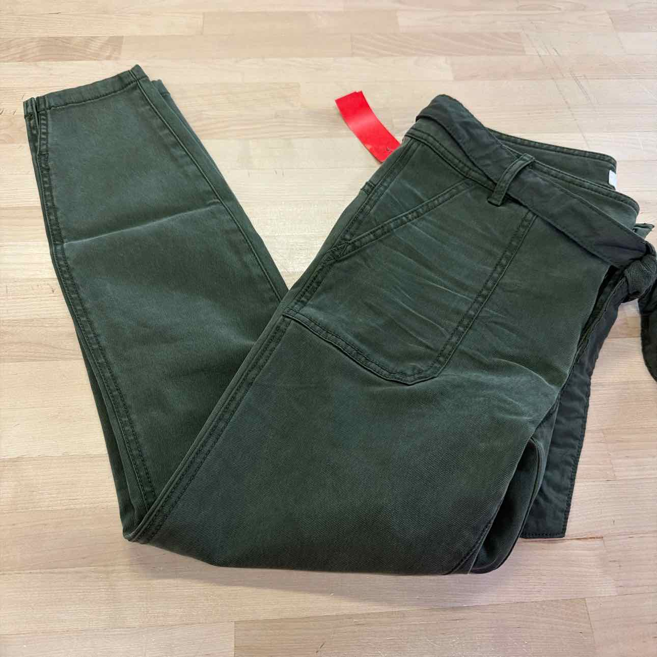 Loft Size 6P Green Preloved Pants
