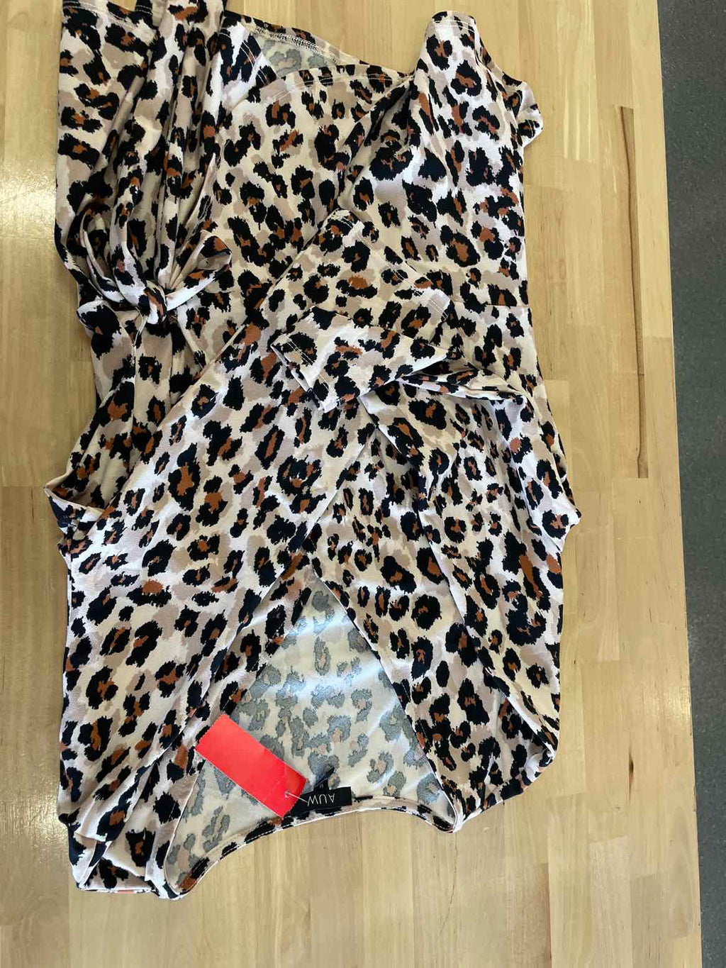 AUW Size M Black & Brown Knit Top