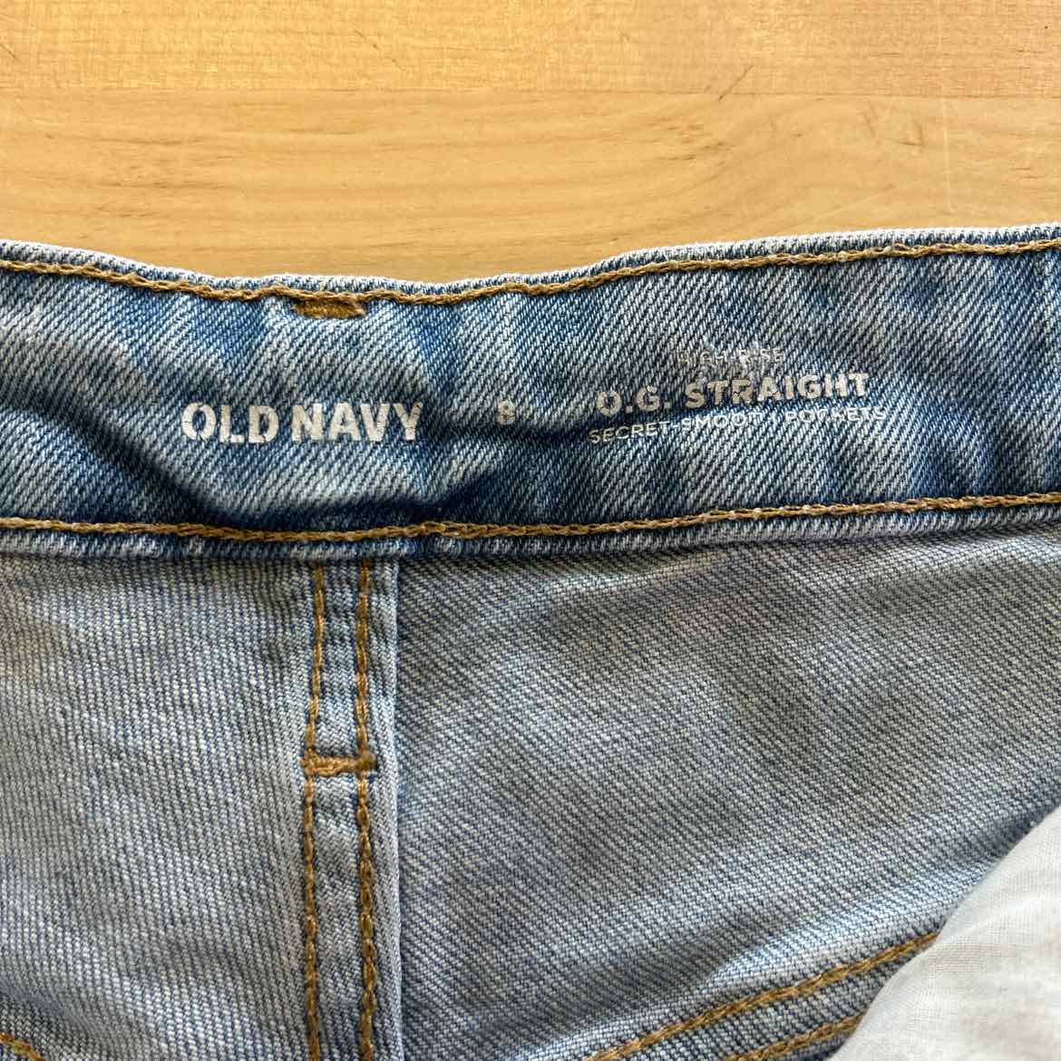Old Navy Women Size 8 Blue Denim Preloved Shorts