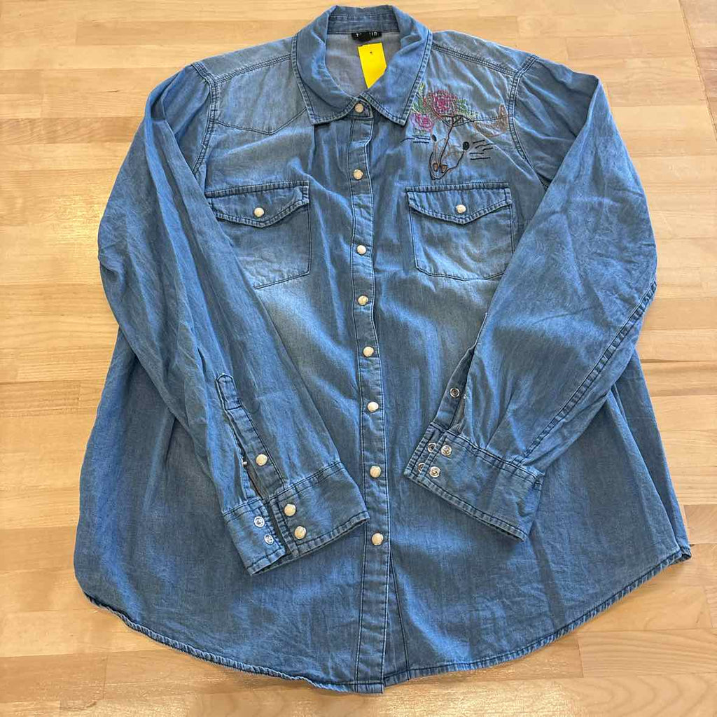 Torrid Size 0 Blue Button Down Shirt