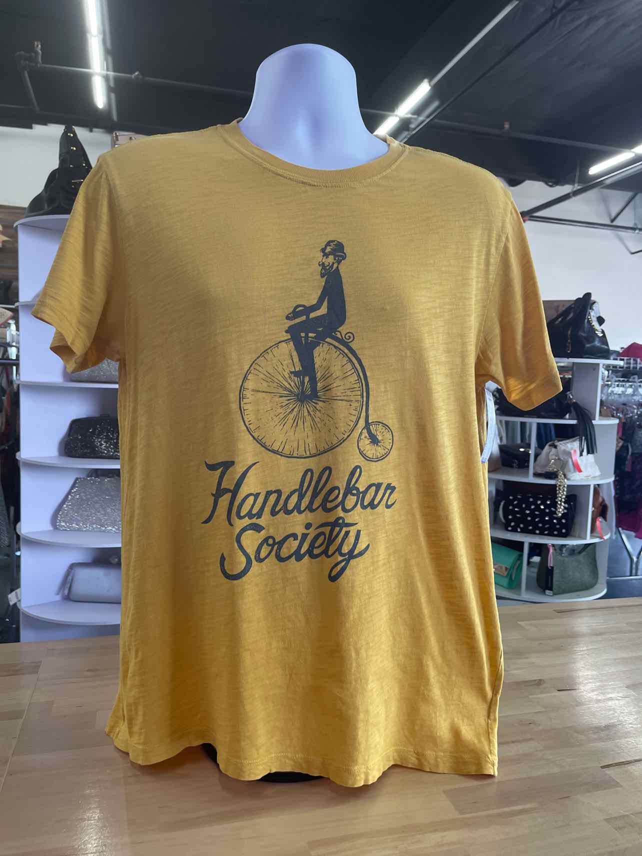 Gap Size S Yellow Preloved MENS T-shirt