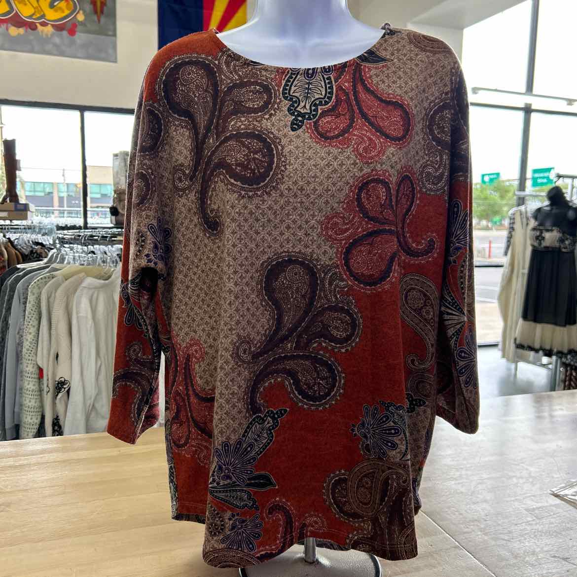 Leo &  Nicole Size M Multi-Color Preloved Blouse