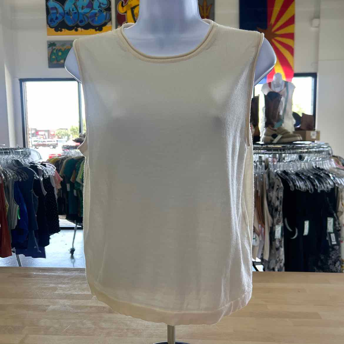 Banana Republic Size M Off White Preloved Sleeveless