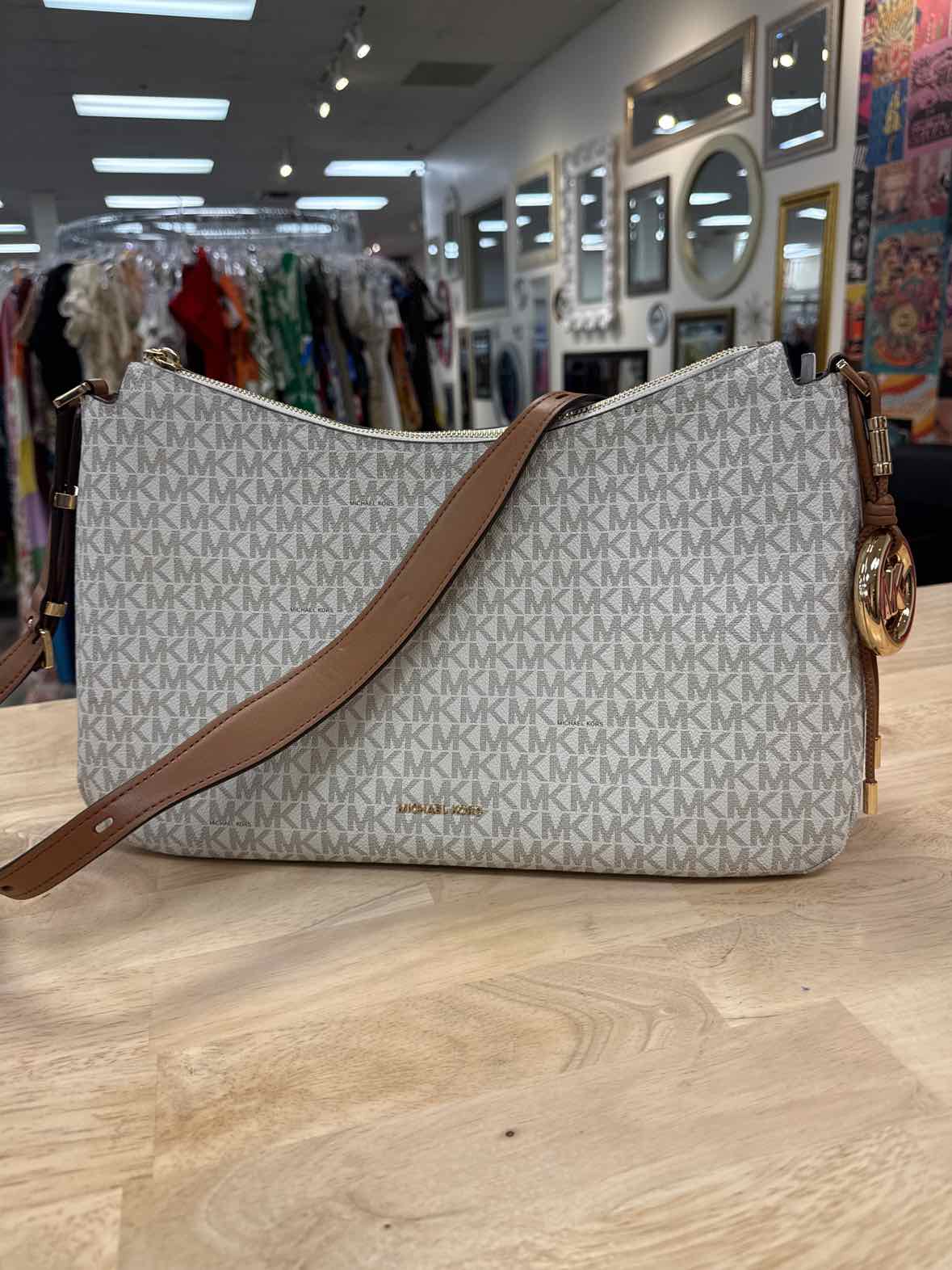 Michael Kors Cream Shoulder Preloved Nolita Handbag