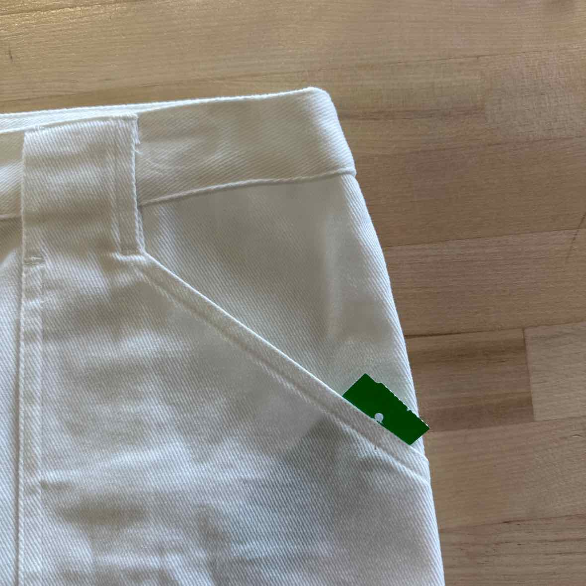 Hurley Size 29  (7) Tracy Button-Front Mini Skirt - White