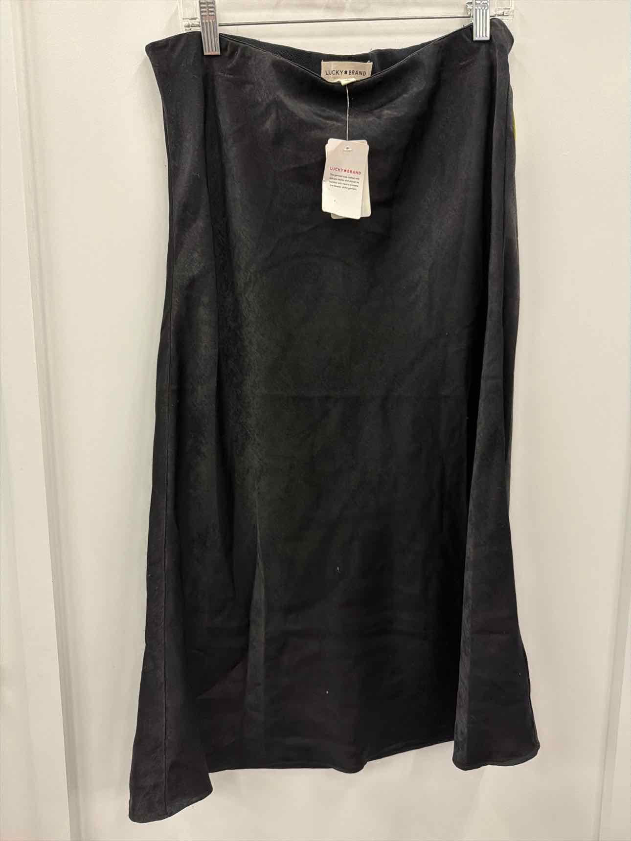 Lucky Brand Size L Black Skirt