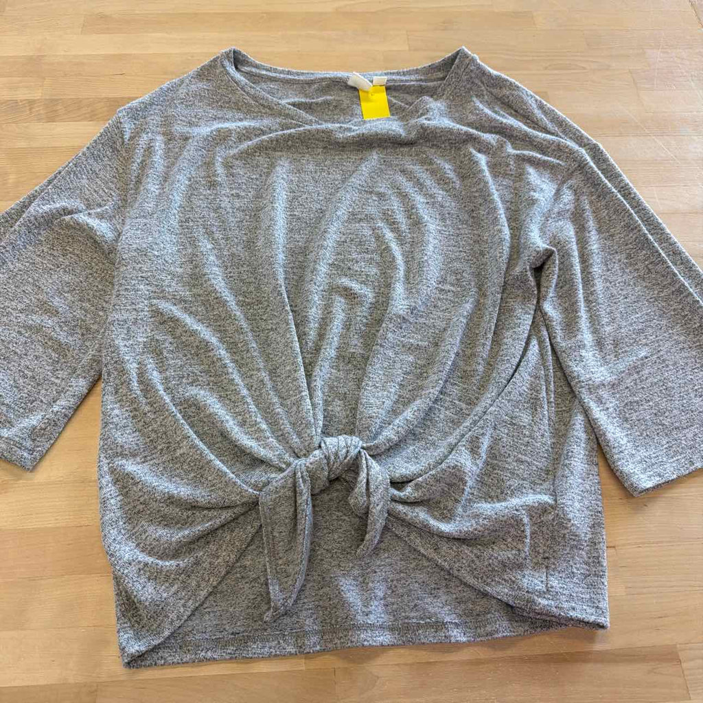 Gap Size M Gray Blouse