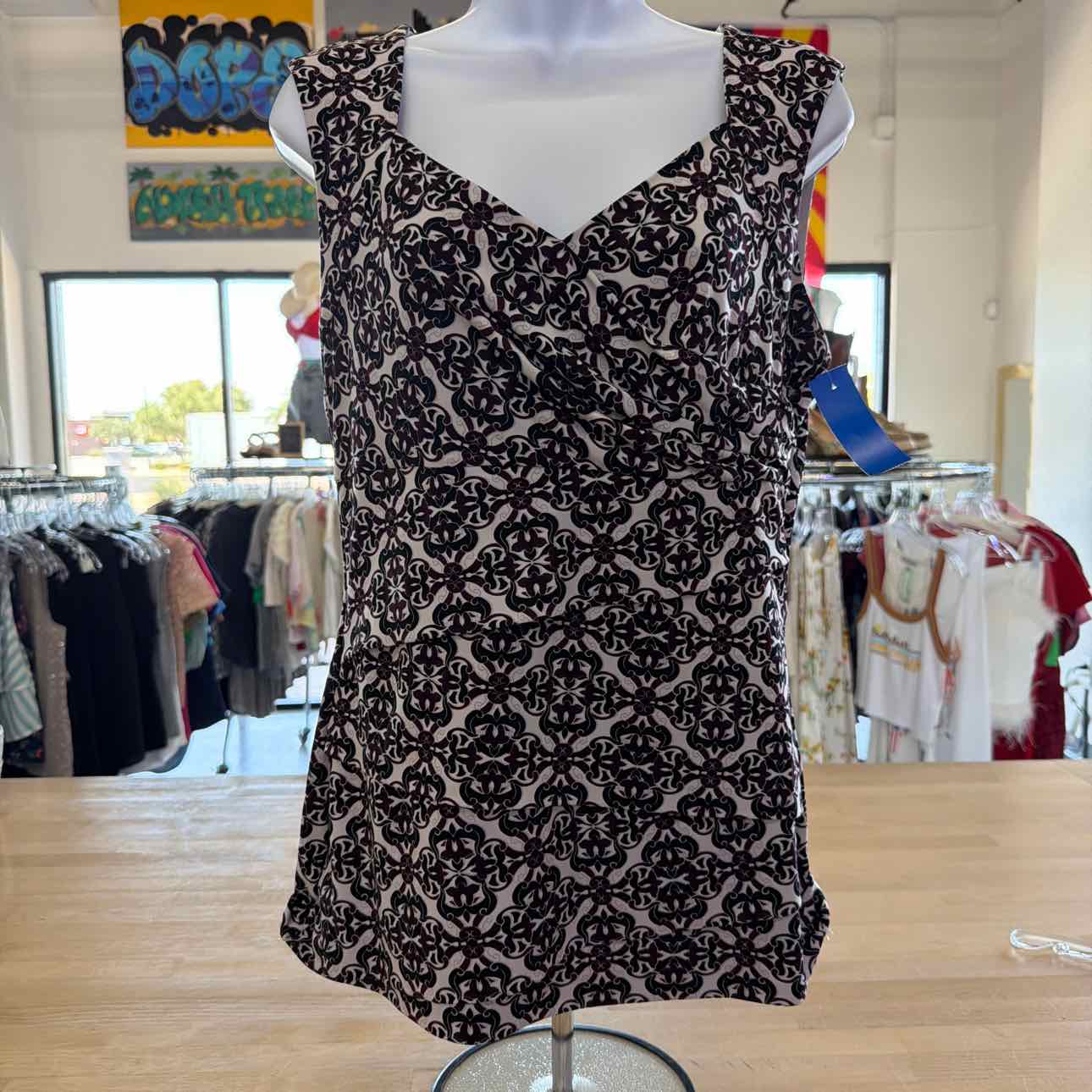 White House Black Market Size M Black Purple Preloved Sleeveless