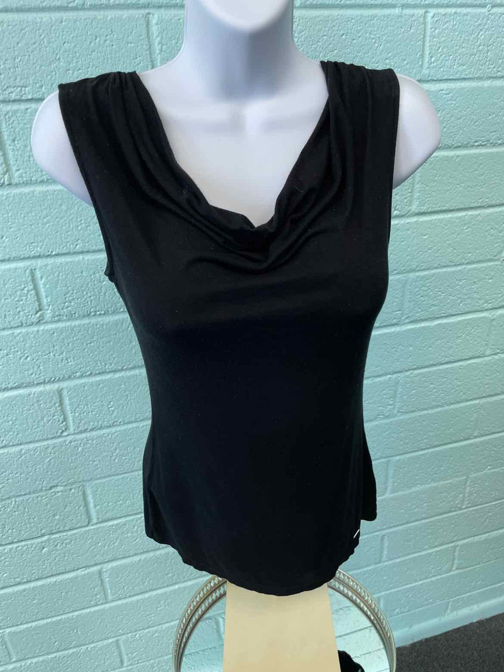 White House Black Market Size XXS Black Tank