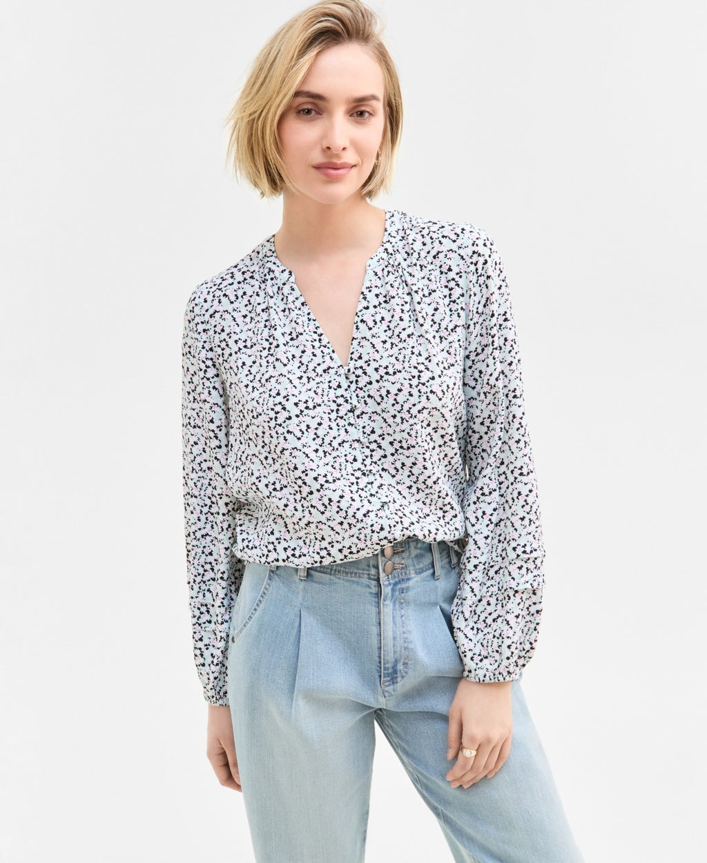 On 34th Size M  Printed Pintuck Blouse