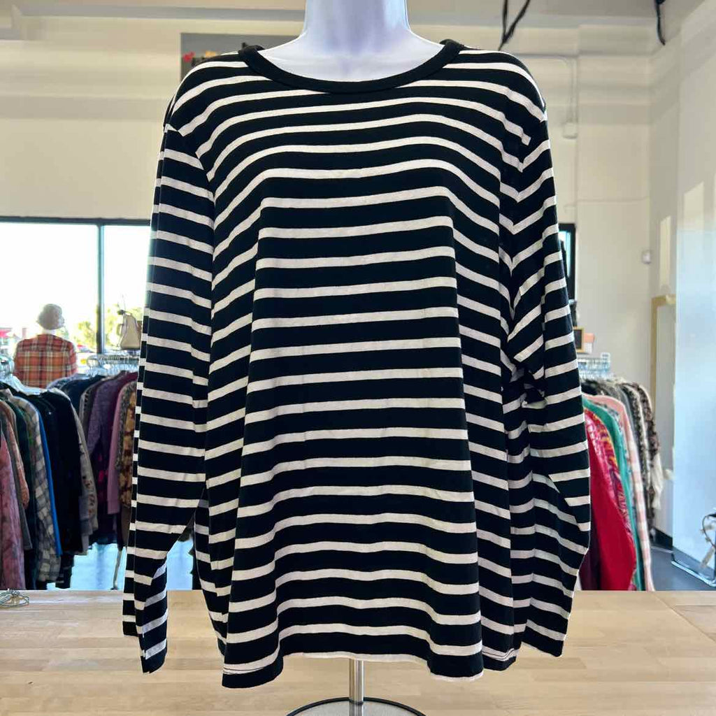 Old Navy Size XXL BLACK & WHITE Long Sleeve