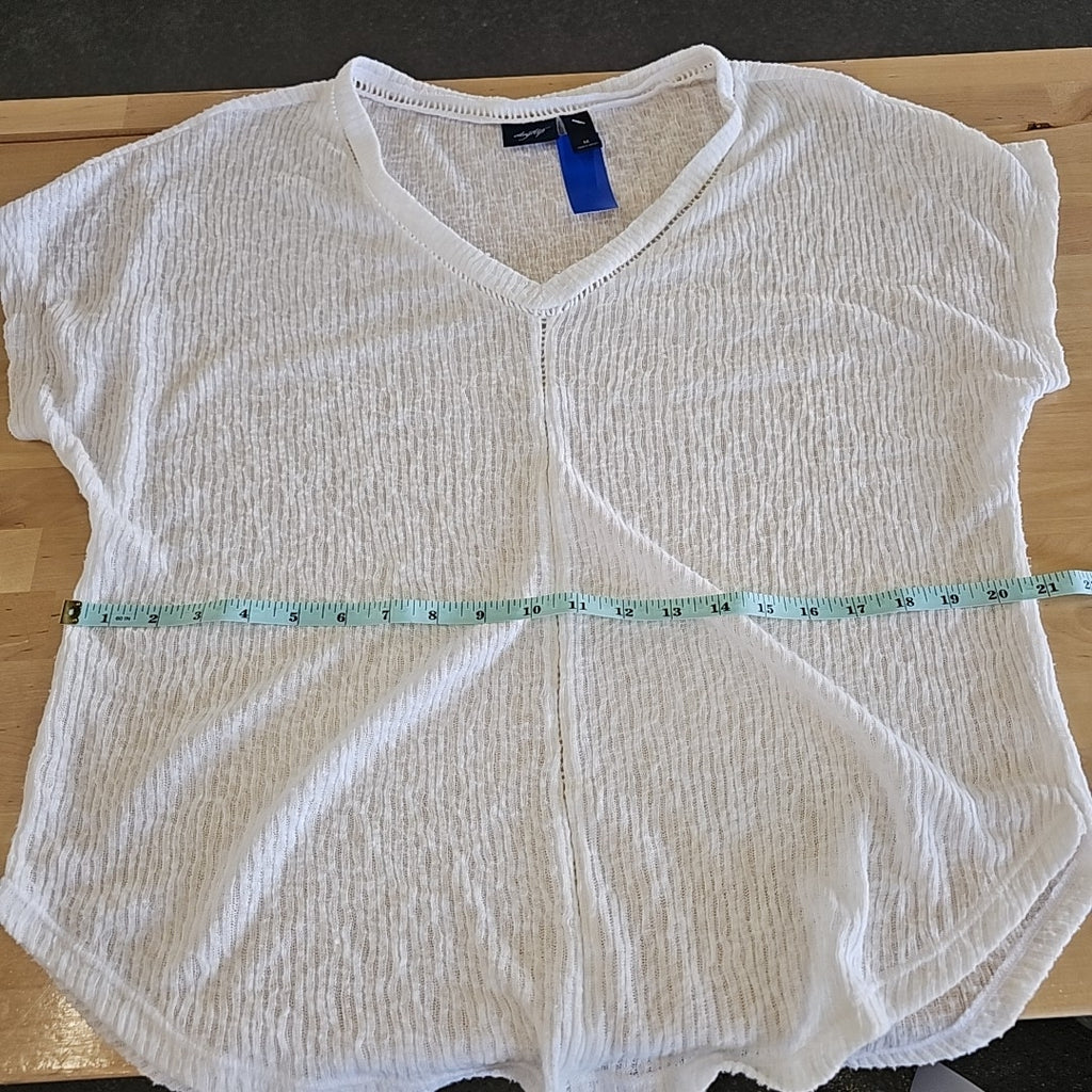 Daytrip Size M White Blouse