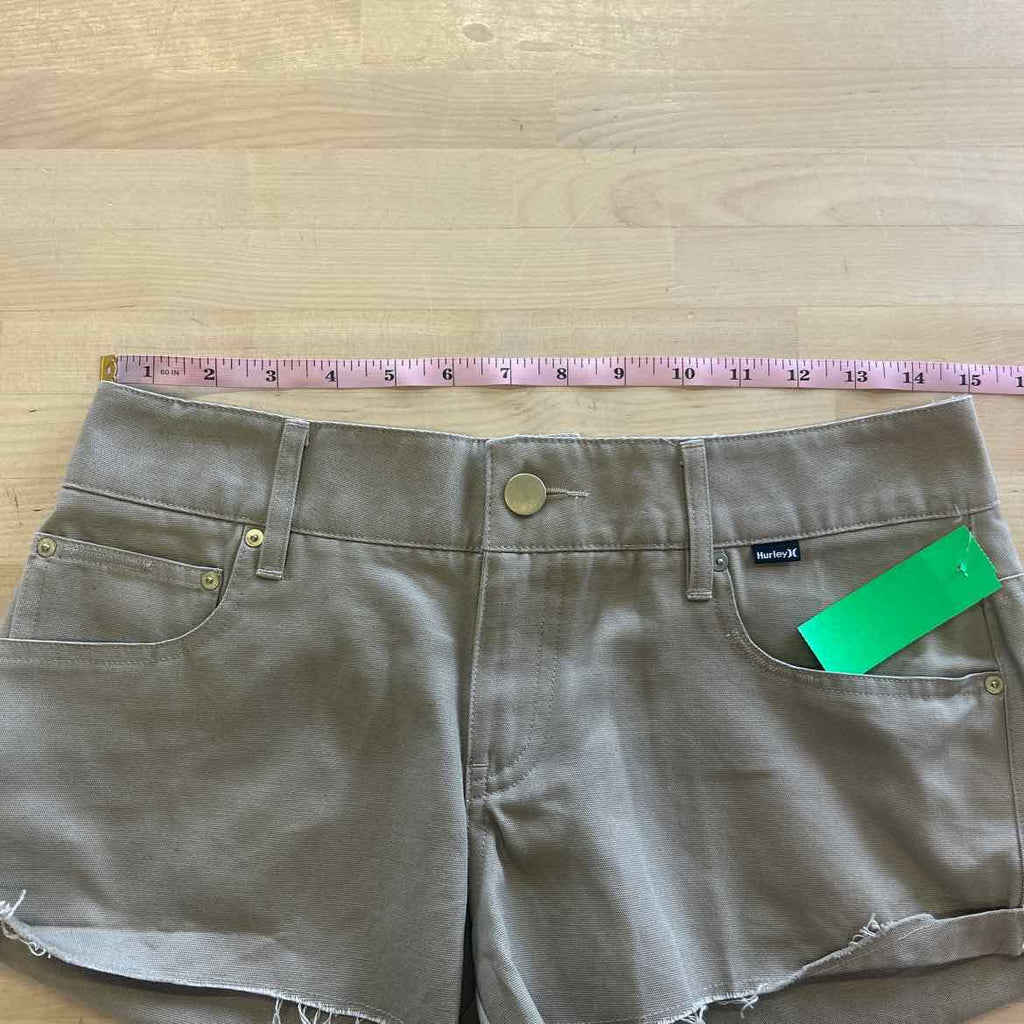 Hurley Women Size 3 Tan Preloved Shorts