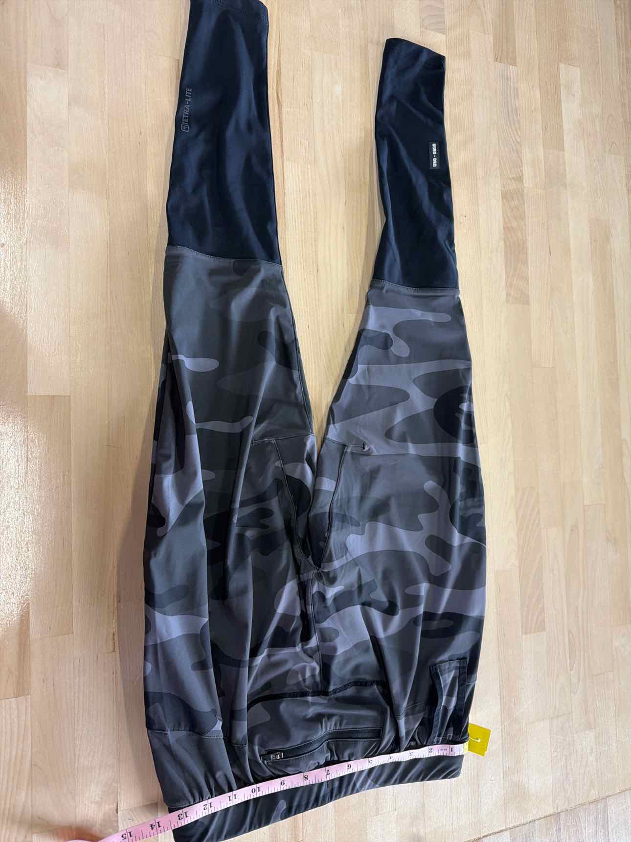 ASRV Size M Gray MENS Athletic Pants