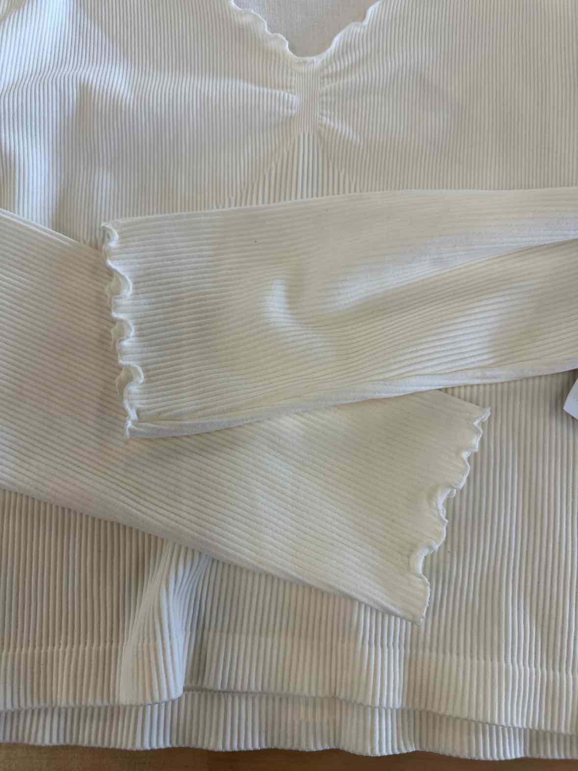 hippie rose Size XL White Long Sleeve