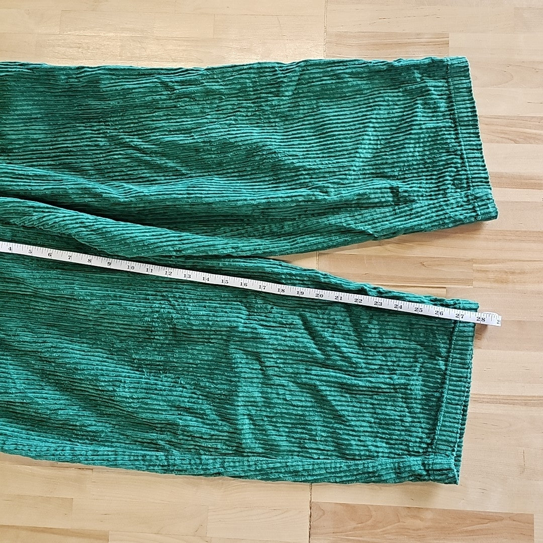 Urban Outfitters Size M Green Corduroy Preloved Pants