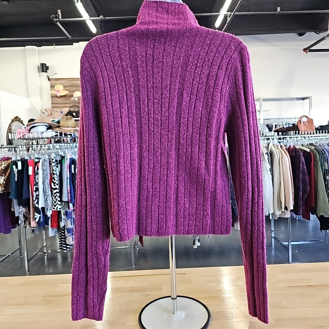 Calvin Klein Size M Purple Turtleneck