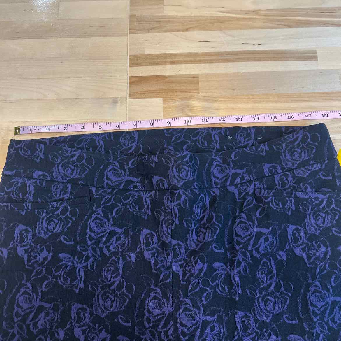 Chico's Size 3P Black Purple Preloved Pants