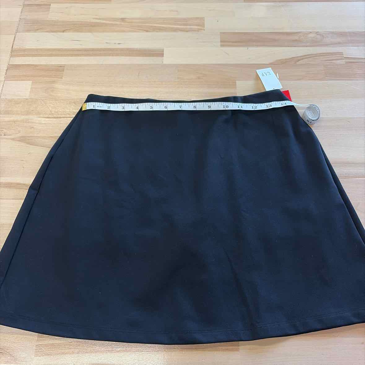 Gap Size S Black New Athletic Skort