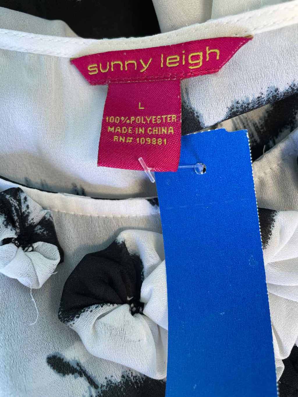 Sunny Leigh Size L White & Black Sleeveless