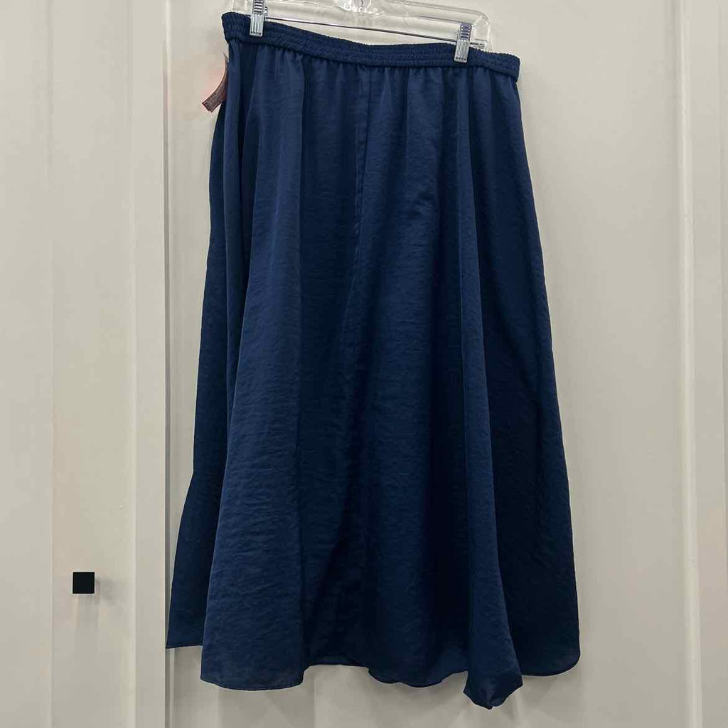 Old Navy Size M Blue Used Skirt