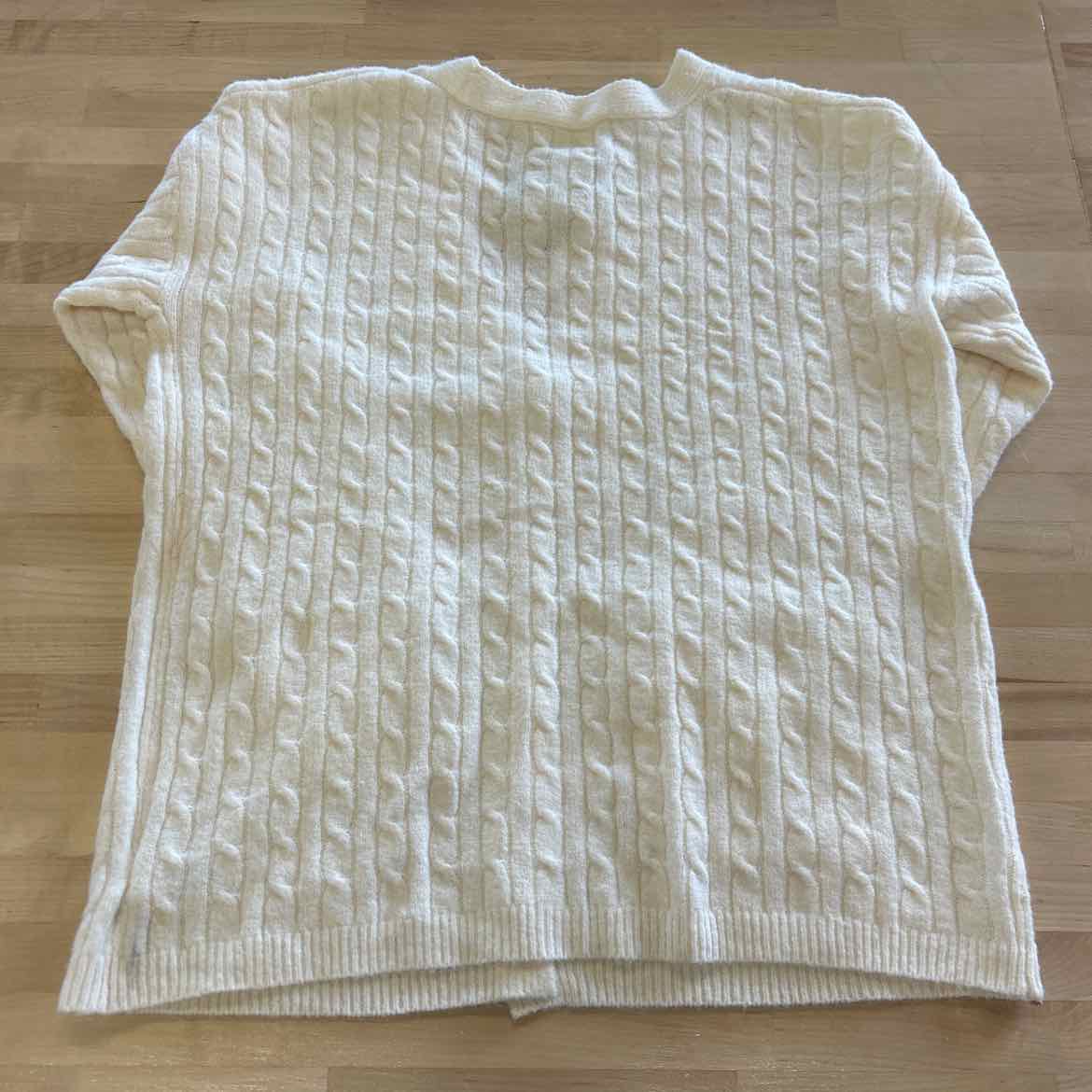 hippie rose Size L Cream Knit Cardigan