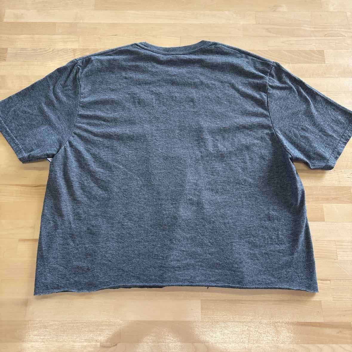 NFL Size L Gray T-shirt