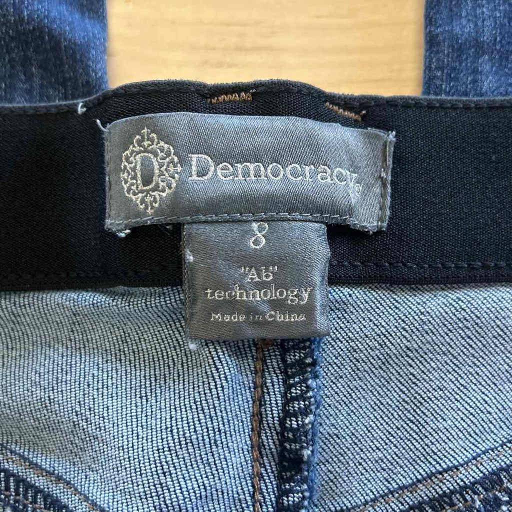 Democracy Size 8 Denim Preloved Jeans
