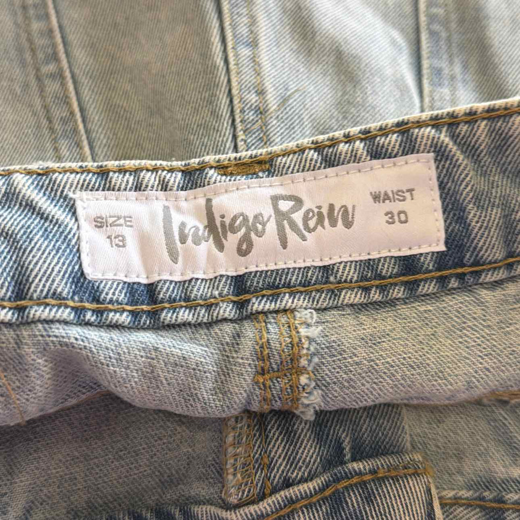 Indigo Rain Women Size 13 Denim Preloved Shorts