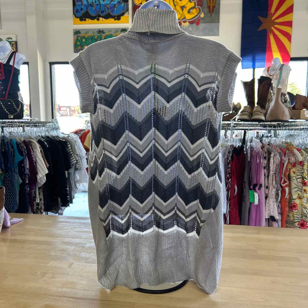 fang Women Size M Silver Shawl