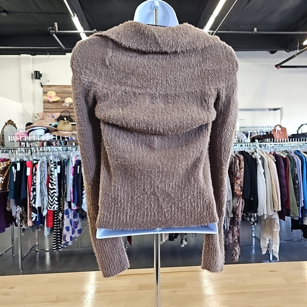 hippie rose Size M Brown Fuzzy Sweater