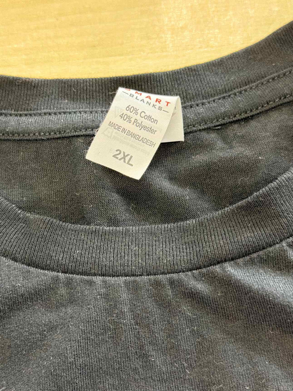 Size 2XL Black MENS T-shirt