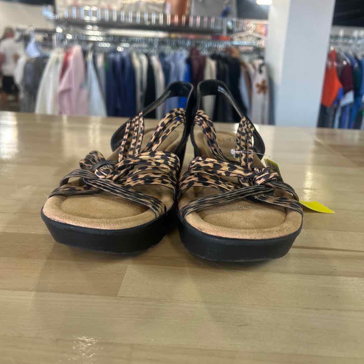 Impo Size 9.5 Black Wedges