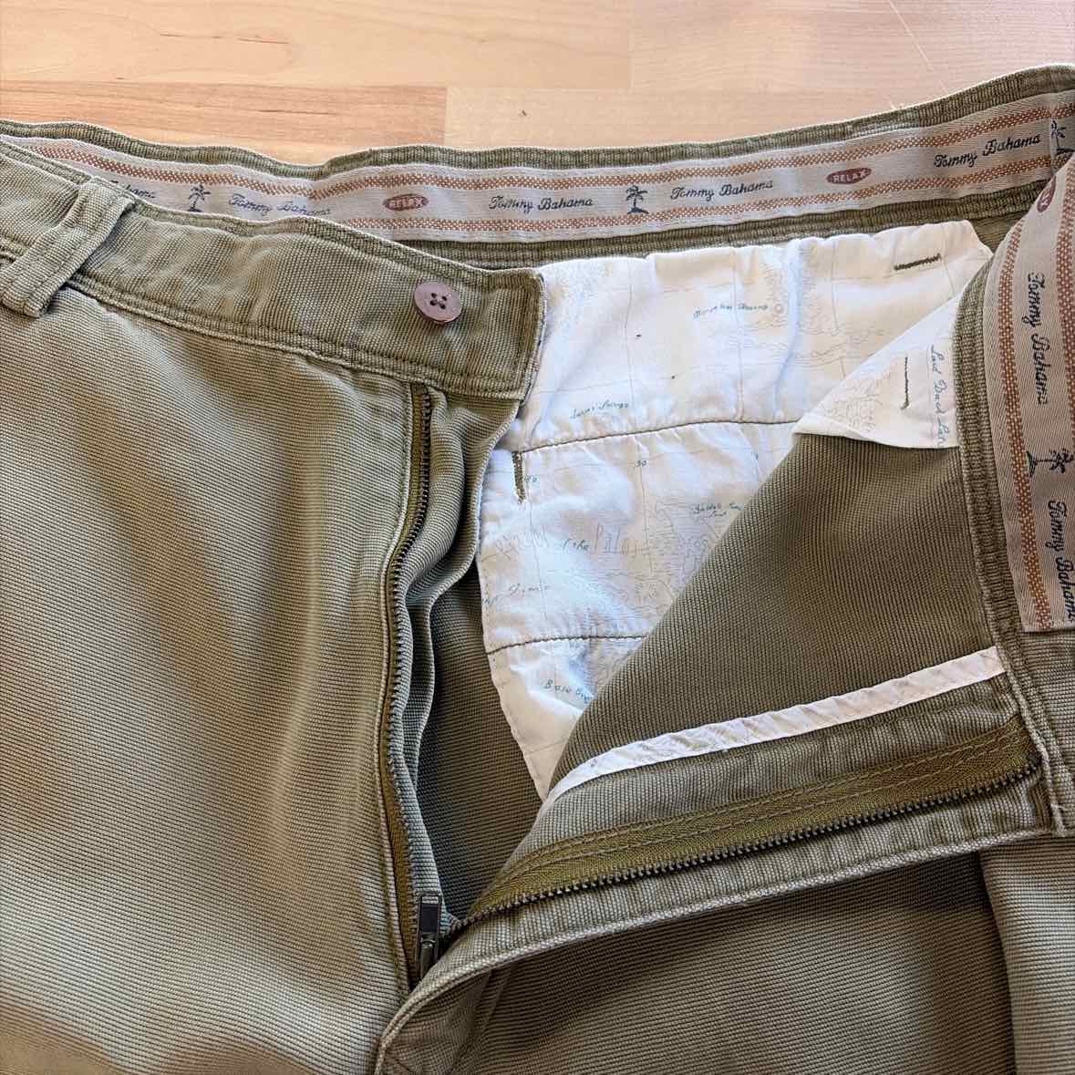 Tommy Bahama Men's Size 38 Green MENS Shorts
