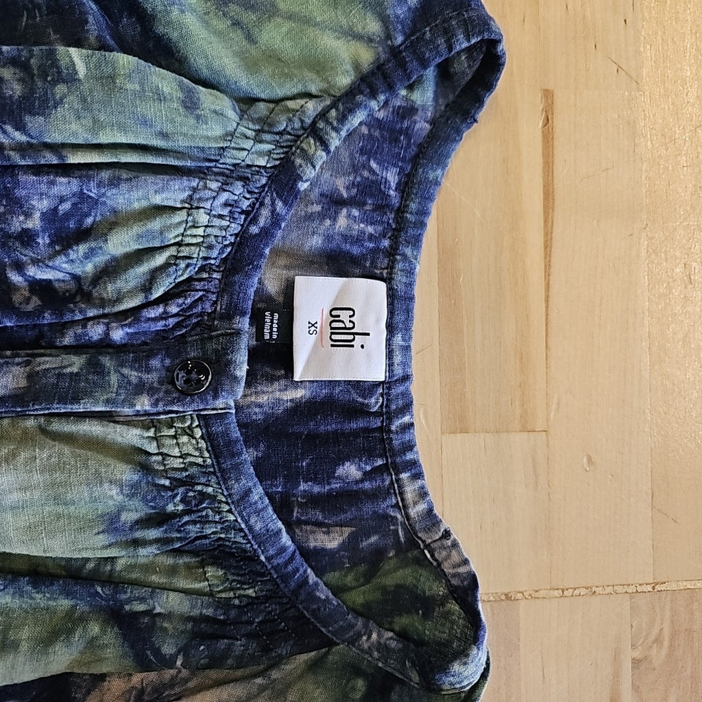 Cabi Size XS Green/Blue Preloved Blouse