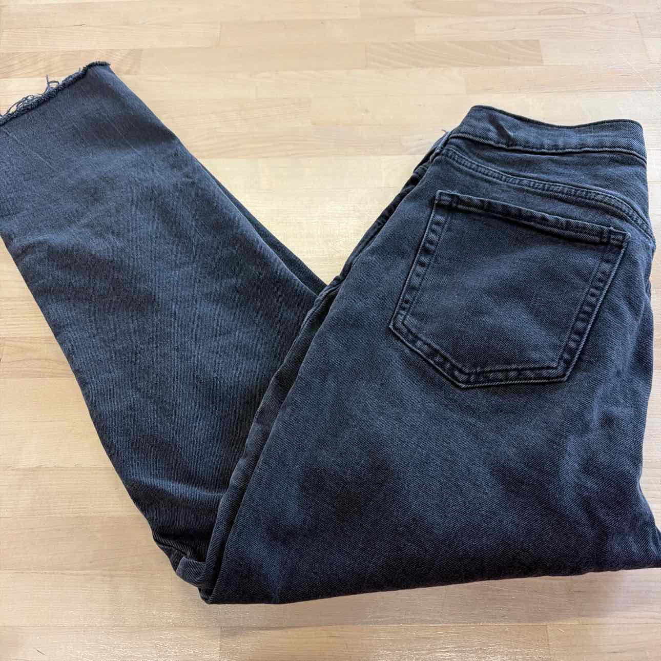 Old Navy Size 10 Black Jeans