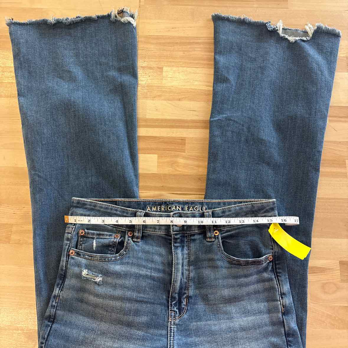 American Eagle Size 8 Blue Jeans