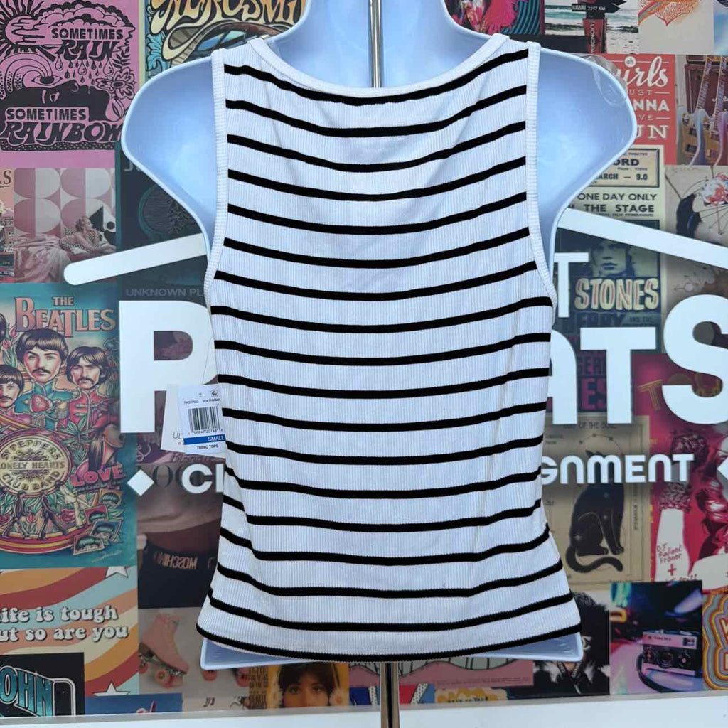 ultra flirt Size S Striped Boat-Neck Tank Top