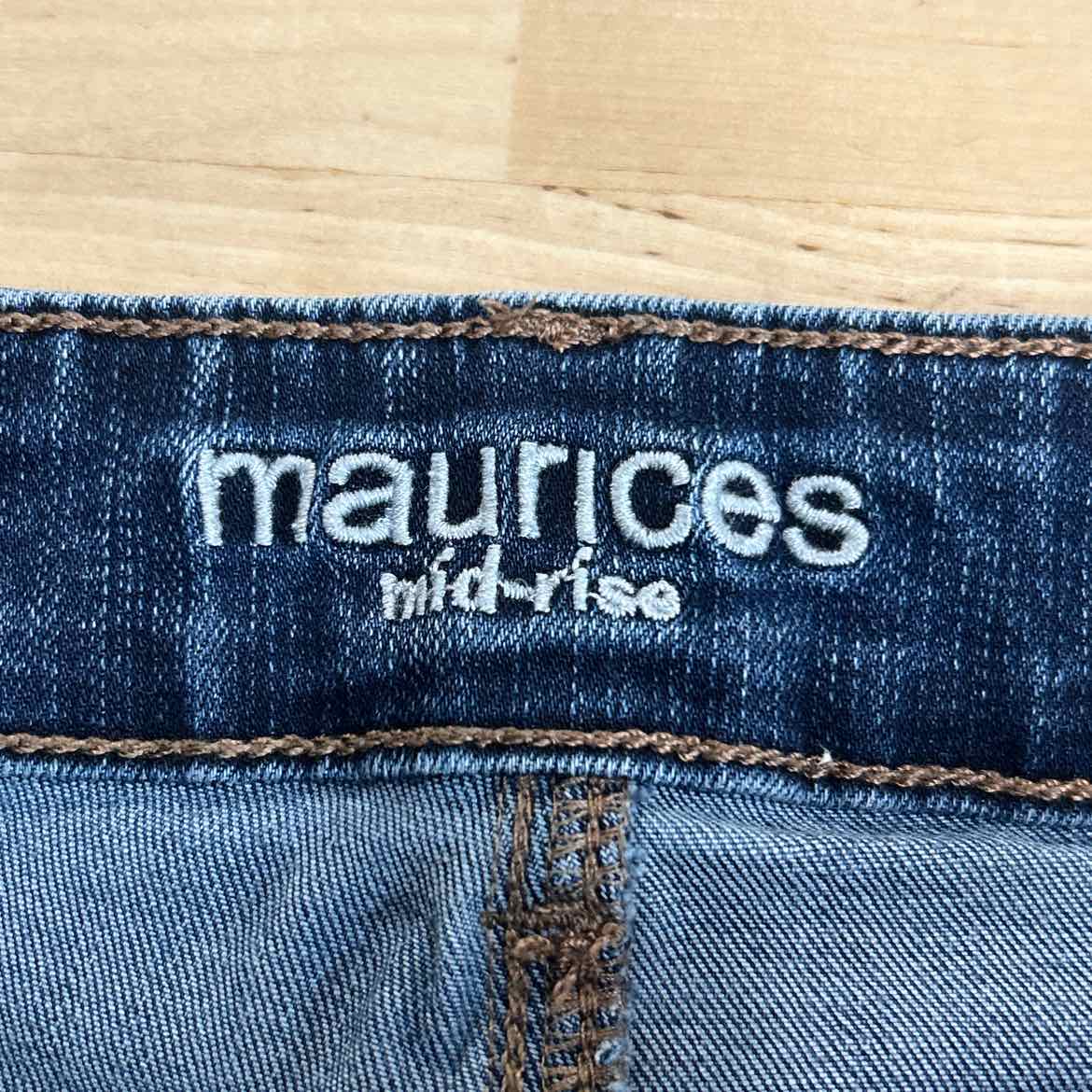 Maurices Size 10 Blue & Aqua Print Denim Preloved Jeans