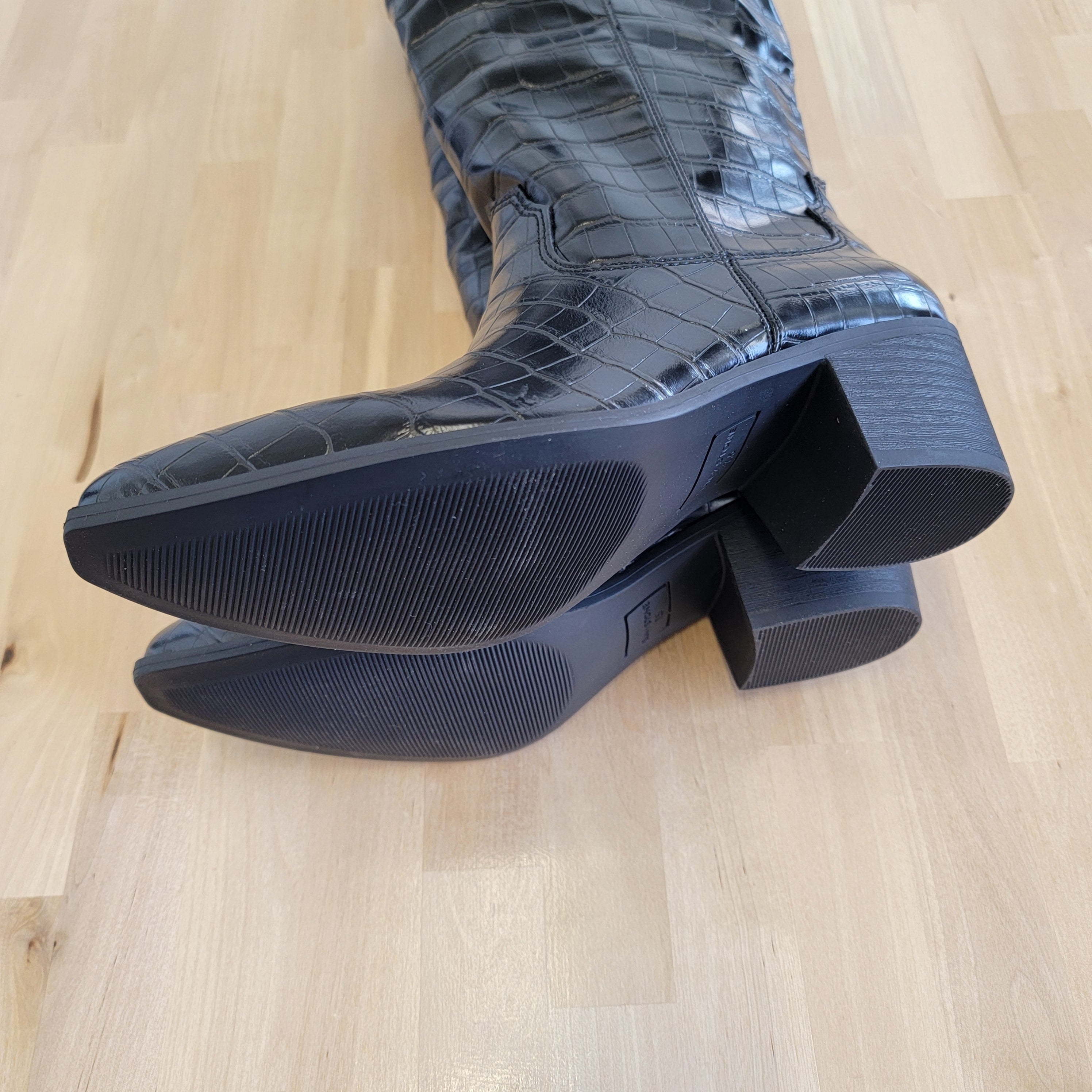 SunStone Shoe Size 6 Black Boots
